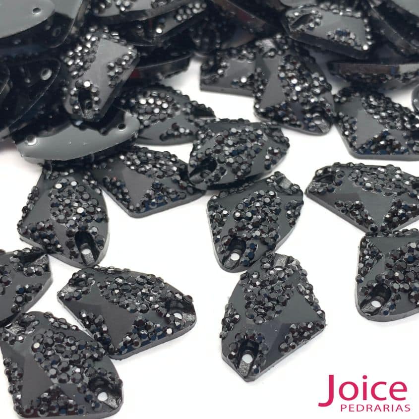 xr:d:DAFZzEEE1jI:151,j:3459467886,t:23021018 Chaton Formato Irregular Resina Cascalho Base Reta Com Furo 14mm X 21mm C/500unidades - Imagem 2