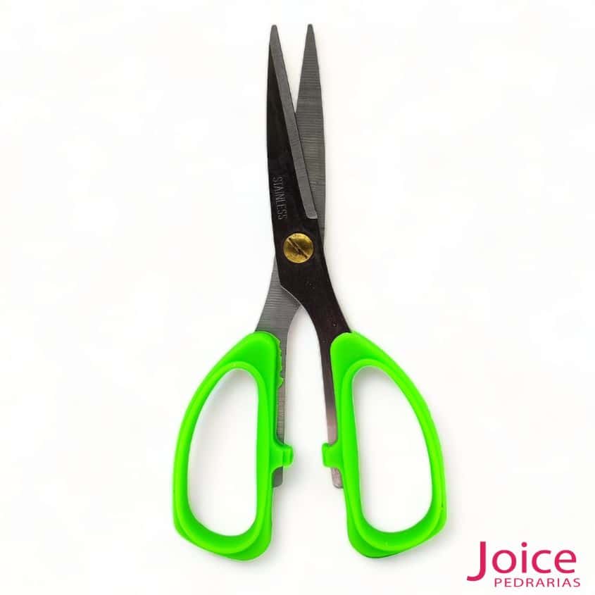 xr:d:DAFaFBjJwVA:779,j:8556116928725927019,t:23092019 Tesoura multifuncional de 18cm - Imagem 4