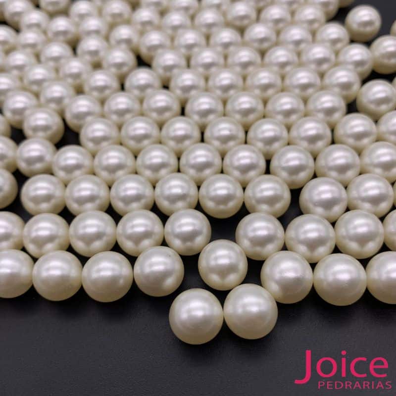 xr:d:DAFLAofDNuE:1027,j:40226106650,t:22110713 Pérola Inteiro Sem Furo 10mm Para Rebite Com 500Gramas-creme - Imagem 1