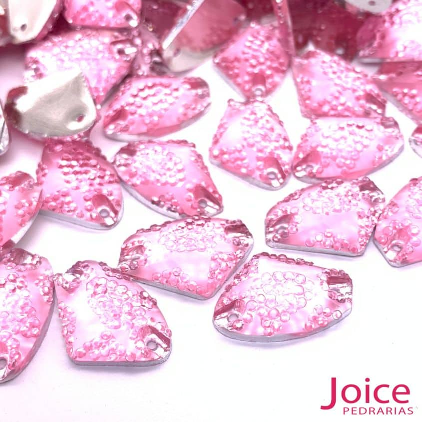 xr:d:DAFZzEEE1jI:151,j:3459467886,t:23021018 Chaton Formato Irregular Resina Cascalho Base Reta Com Furo 14mm X 21mm C/500unidades - Imagem 4