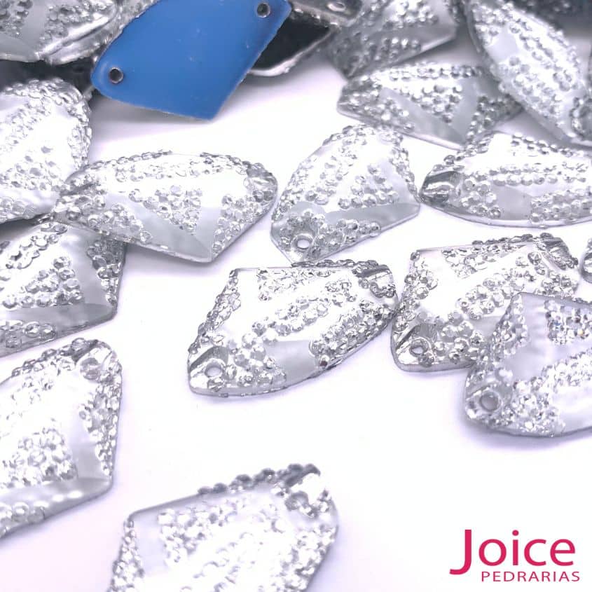 xr:d:DAFZzEEE1jI:154,j:46772165507,t:23021018 Chaton Formato Irregular Resina Cascalho Base Reta Com Furo 16mm X 27mm C/200unidades - Imagem 7