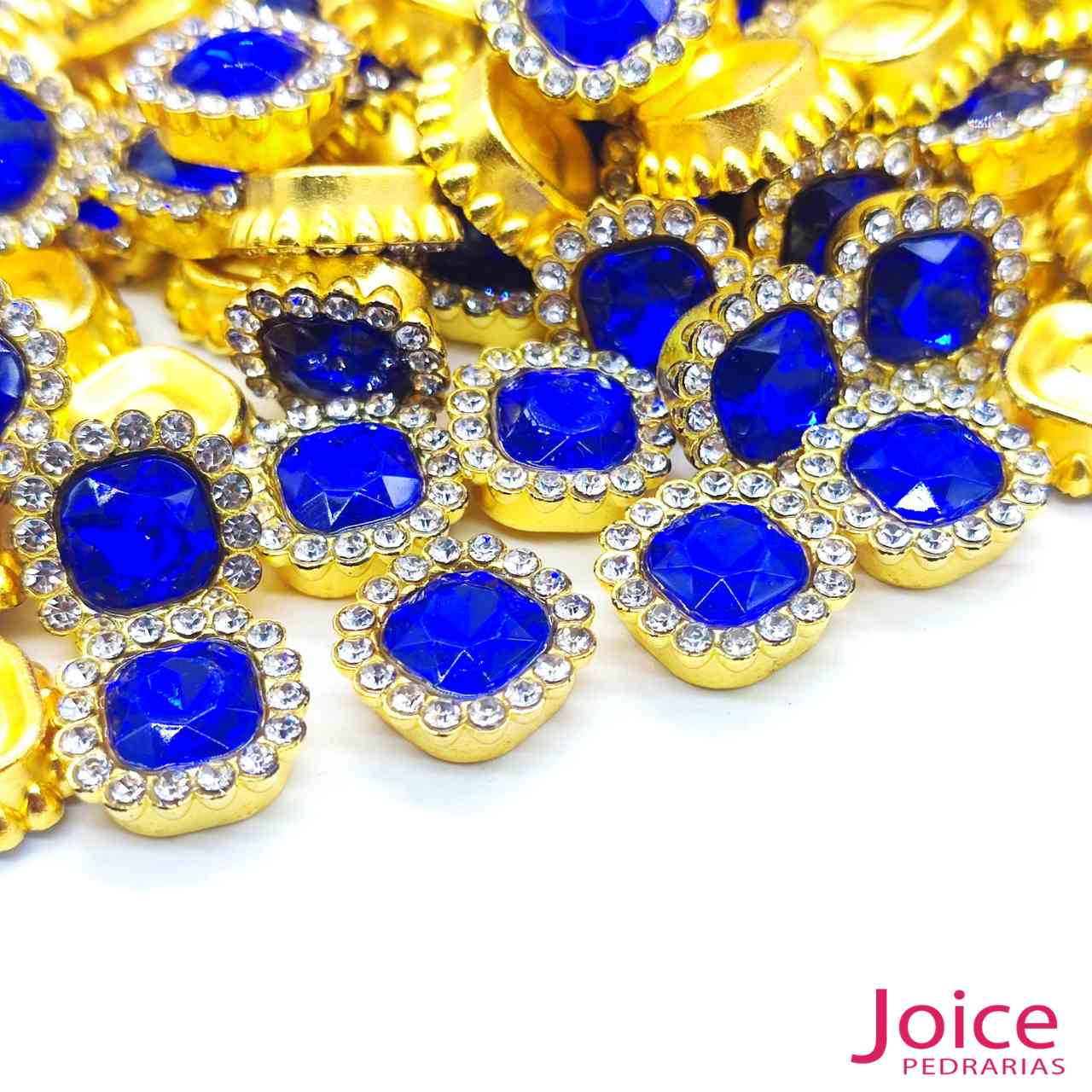 8 Chaton Quadrado Acrílico Com Base ABS dourado com Strass 13mm X 13mm C/1000-Unidades - Imagem 3