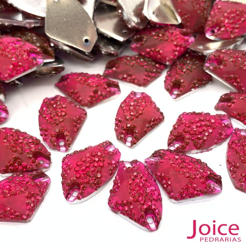 xr:d:DAFZzEEE1jI:151,j:3459467886,t:23021018 Chaton Formato Irregular Resina Cascalho Base Reta Com Furo 14mm X 21mm C/500unidades - Imagem 9
