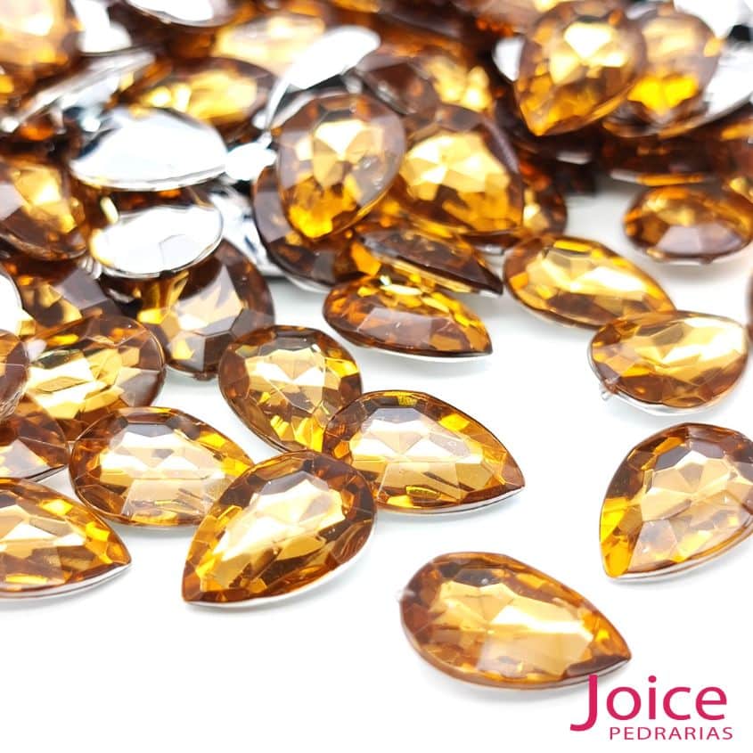 xr:d:DAFq3CROOik:203,j:6734410647899170600,t:23091813 Gota Base Irregular Acrilico 10mm x 14mm C/1000Un - Imagem 1