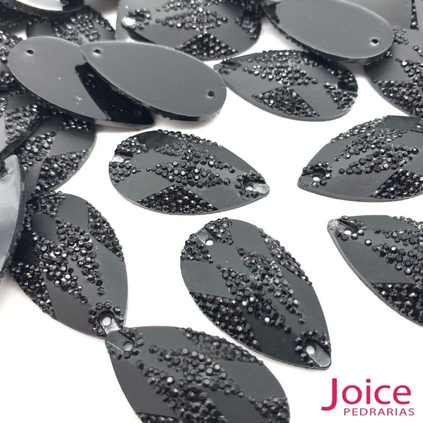 xr:d:DAFZzEEE1jI:116,j:3390949166,t:23020914 Chaton Gota Resina Cascalho Base Reta Com Furo 21mm X 36mm C/100unidades - Imagem 13