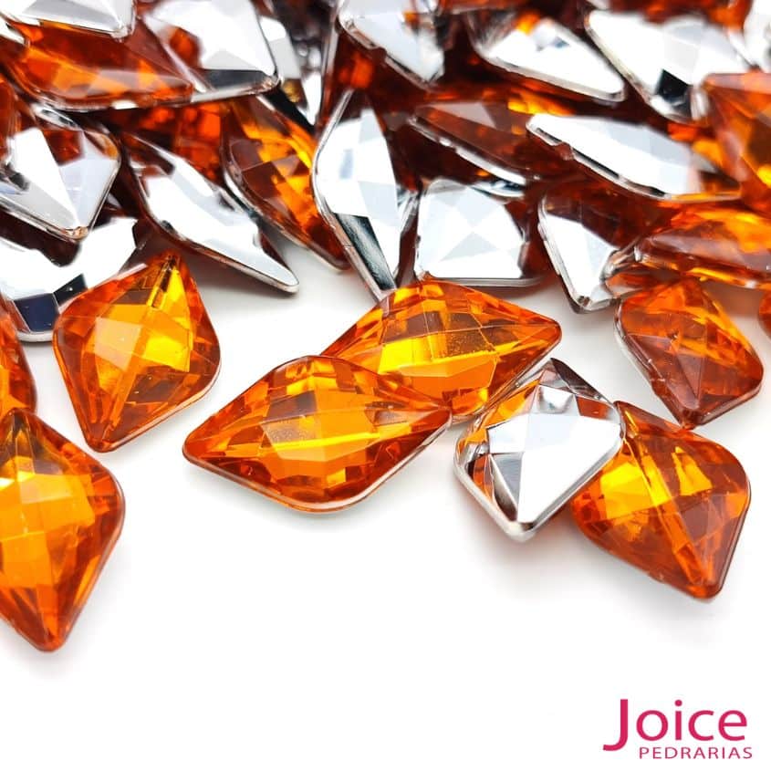 xr:d:DAF6Qd-RXQw:50,j:752520017879625337,t:24021616 Chaton Losango Acrilico Base Irregular 12mm X 19mm C/500-Unidades - Imagem 26